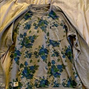 Lira long sleeved shirt